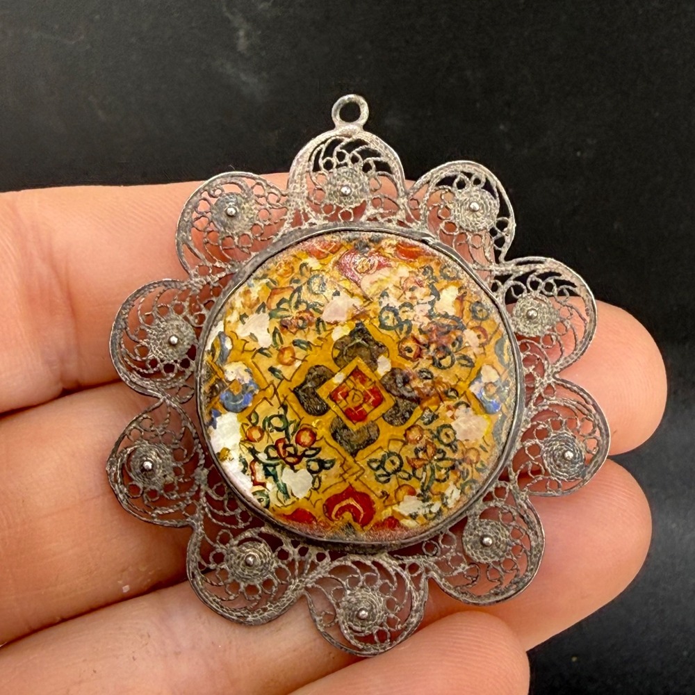 Vintage Estate Pendant Silver Hand Painted Mother of Pearl Filigree Flowers